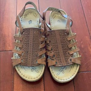Naturalizer Sandals